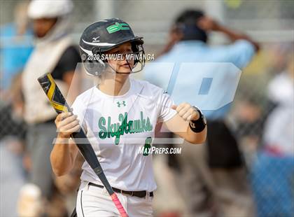 Thumbnail 1 in Skutt Catholic vs. Fremont photogallery.