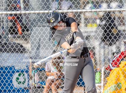 Thumbnail 2 in Skutt Catholic vs. Fremont photogallery.