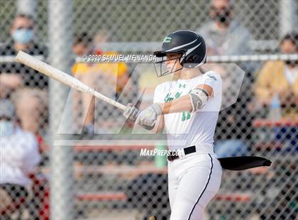 Thumbnail 3 in Skutt Catholic vs. Fremont photogallery.