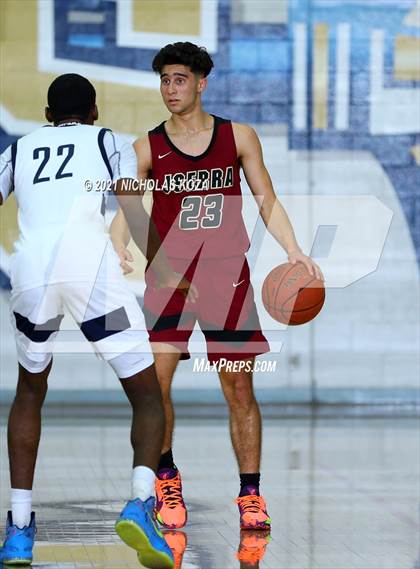 Thumbnail 2 in JSerra Catholic vs. St. John Bosco photogallery.