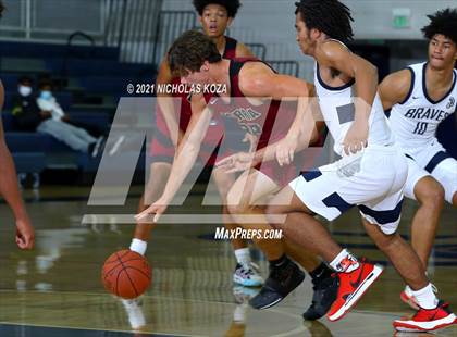 Thumbnail 2 in JSerra Catholic vs. St. John Bosco photogallery.