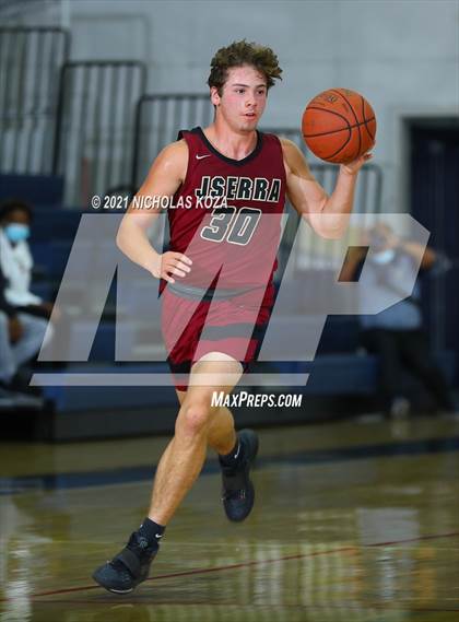 Thumbnail 1 in JSerra Catholic vs. St. John Bosco photogallery.