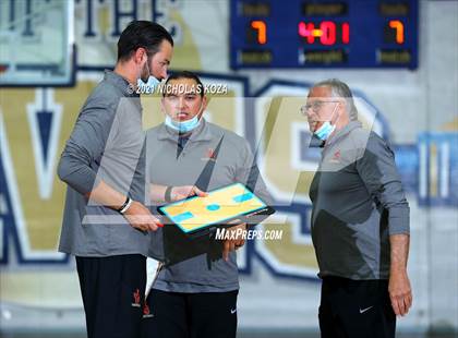 Thumbnail 2 in JSerra Catholic vs. St. John Bosco photogallery.