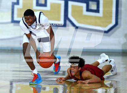 Thumbnail 2 in JSerra Catholic vs. St. John Bosco photogallery.