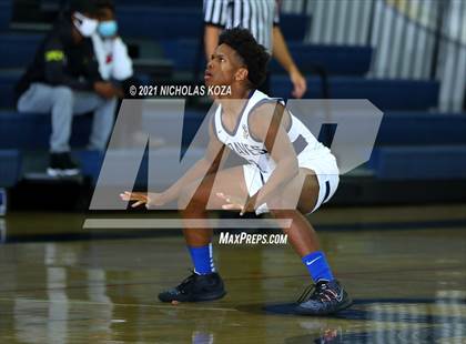 Thumbnail 3 in JSerra Catholic vs. St. John Bosco photogallery.