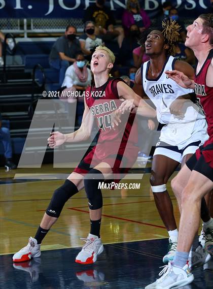 Thumbnail 2 in JSerra Catholic vs. St. John Bosco photogallery.