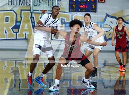 Thumbnail 3 in JSerra Catholic vs. St. John Bosco photogallery.
