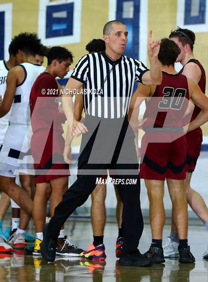 Thumbnail 2 in JSerra Catholic vs. St. John Bosco photogallery.