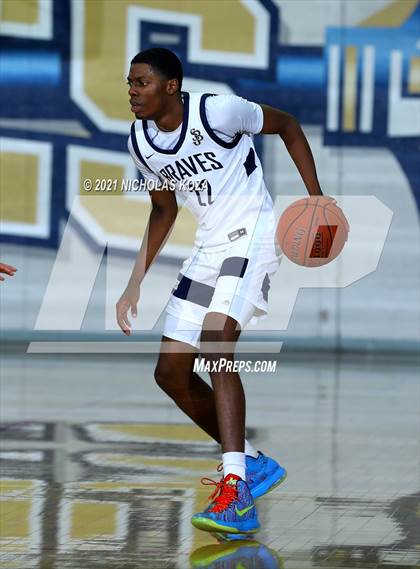 Thumbnail 2 in JSerra Catholic vs. St. John Bosco photogallery.