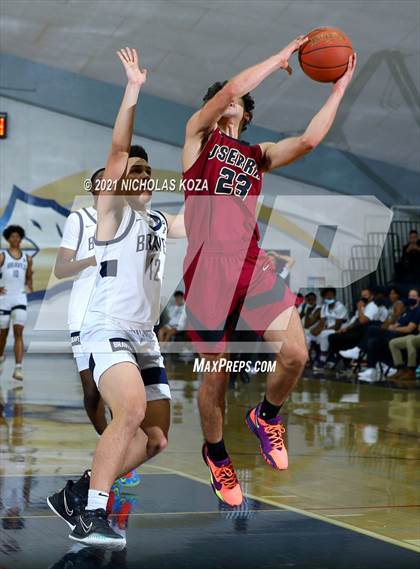 Thumbnail 2 in JSerra Catholic vs. St. John Bosco photogallery.