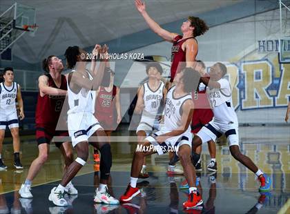 Thumbnail 3 in JSerra Catholic vs. St. John Bosco photogallery.