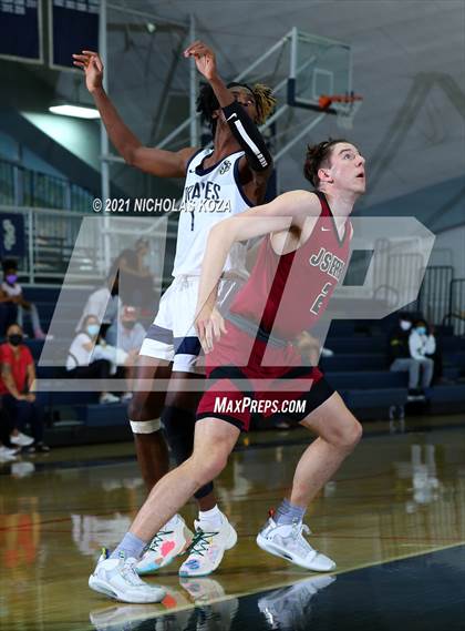 Thumbnail 2 in JSerra Catholic vs. St. John Bosco photogallery.