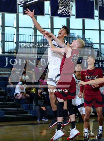 Thumbnail 2 in JSerra Catholic vs. St. John Bosco photogallery.