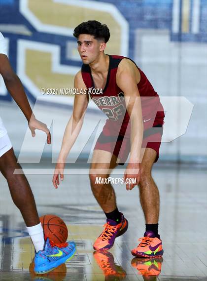 Thumbnail 1 in JSerra Catholic vs. St. John Bosco photogallery.