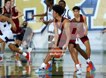 Thumbnail 3 in JSerra Catholic vs. St. John Bosco photogallery.