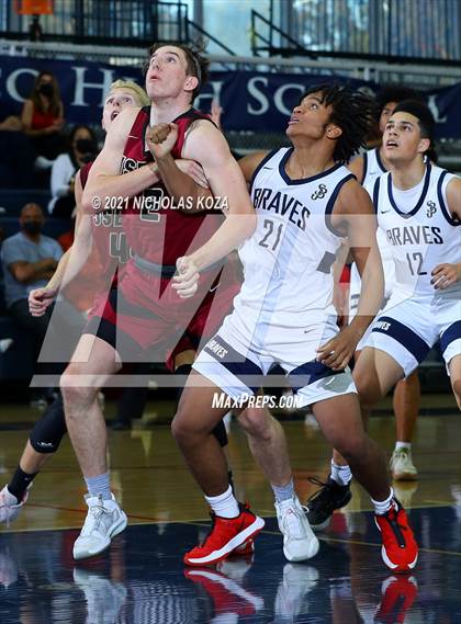 Thumbnail 1 in JSerra Catholic vs. St. John Bosco photogallery.