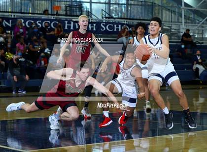 Thumbnail 2 in JSerra Catholic vs. St. John Bosco photogallery.