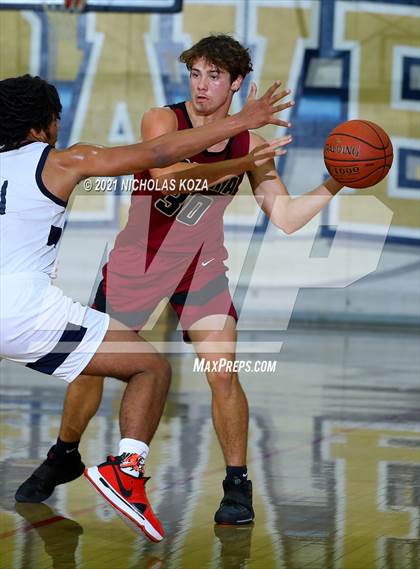 Thumbnail 1 in JSerra Catholic vs. St. John Bosco photogallery.