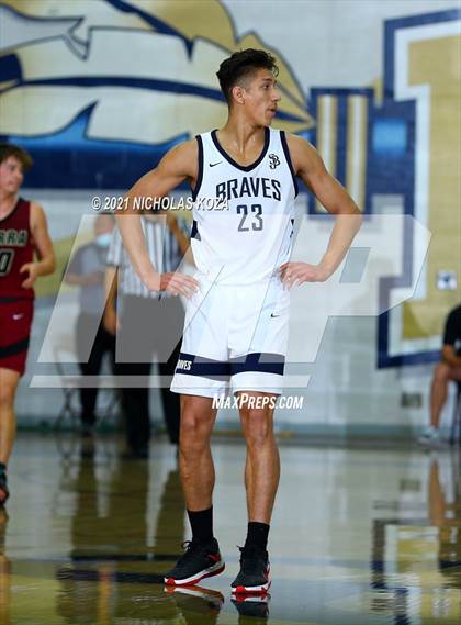 Thumbnail 3 in JSerra Catholic vs. St. John Bosco photogallery.
