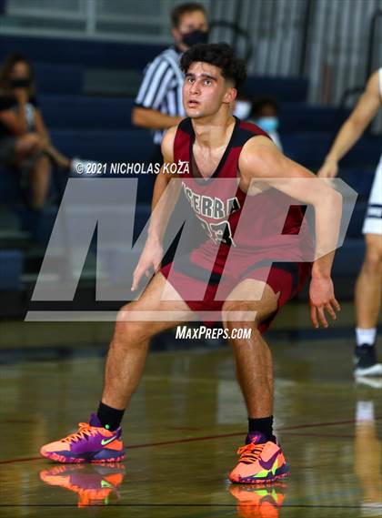 Thumbnail 1 in JSerra Catholic vs. St. John Bosco photogallery.