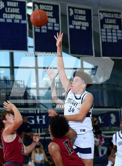 Thumbnail 1 in JSerra Catholic vs. St. John Bosco photogallery.