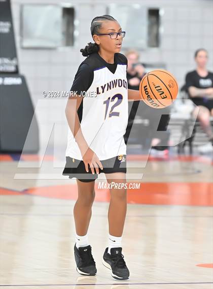 Thumbnail 3 in Skyridge vs. Lynwood (Section 7) photogallery.