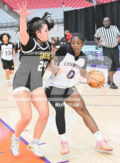 Thumbnail 2 in Skyridge vs. Lynwood (Section 7) photogallery.