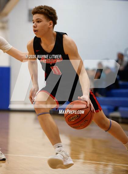 Thumbnail 3 in FR: Newport vs Bishop Brossart photogallery.