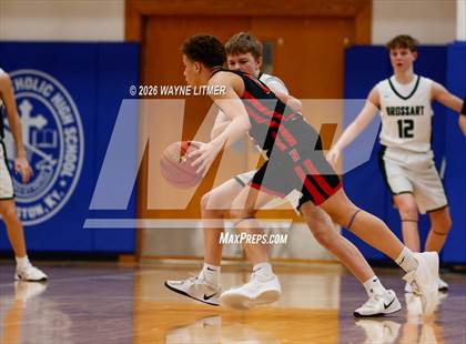 Thumbnail 2 in FR: Newport vs Bishop Brossart photogallery.