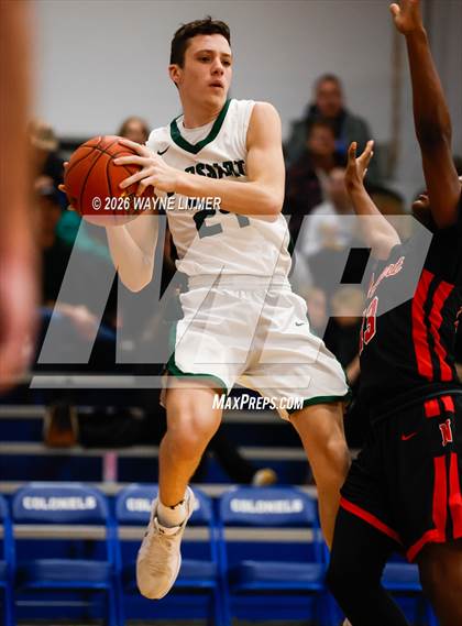 Thumbnail 1 in FR: Newport vs Bishop Brossart photogallery.