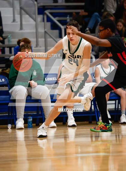 Thumbnail 1 in FR: Newport vs Bishop Brossart photogallery.