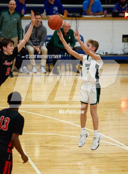 Thumbnail 2 in FR: Newport vs Bishop Brossart photogallery.