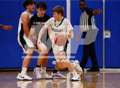 Thumbnail 2 in FR: Newport vs Bishop Brossart photogallery.