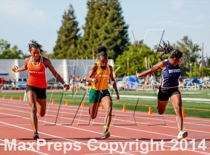 Thumbnail 2 in CIF SJS Division 1 Track and Field Championships (Girls Events) photogallery.