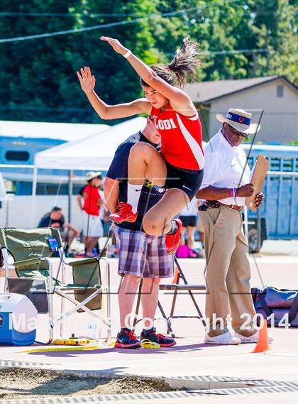 Thumbnail 3 in CIF SJS Division 1 Track and Field Championships (Girls Events) photogallery.