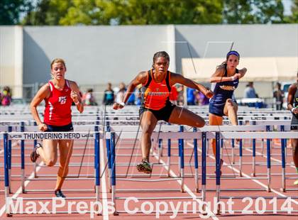 Thumbnail 2 in CIF SJS Division 1 Track and Field Championships (Girls Events) photogallery.