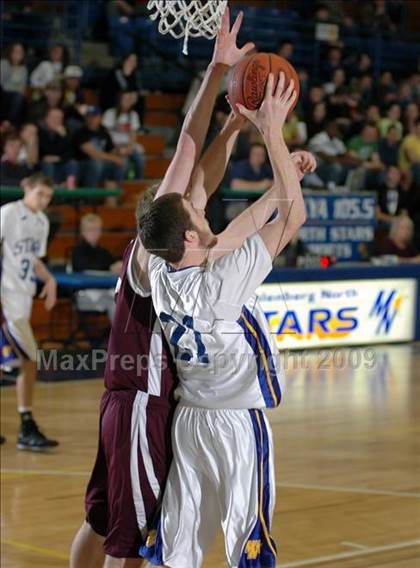 Thumbnail 2 in Muhlenberg North vs McLean County (10th District Tournament) photogallery.