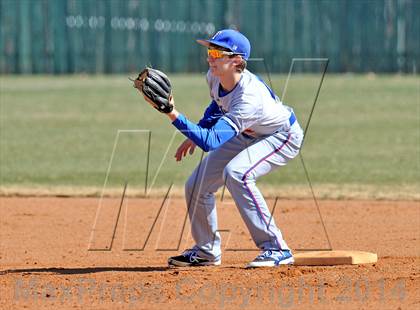 Thumbnail 3 in HSAA vs Trinity Christian (Texas Private School Classic) photogallery.