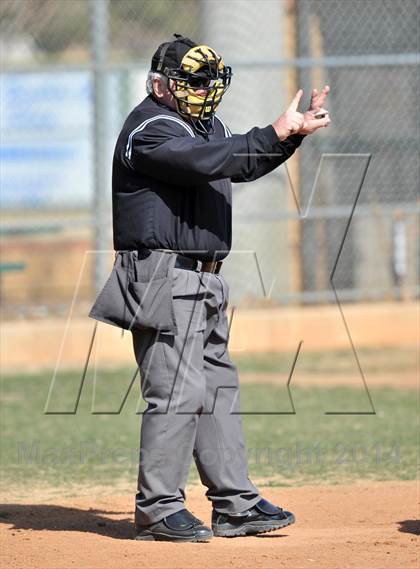 Thumbnail 2 in HSAA vs Trinity Christian (Texas Private School Classic) photogallery.