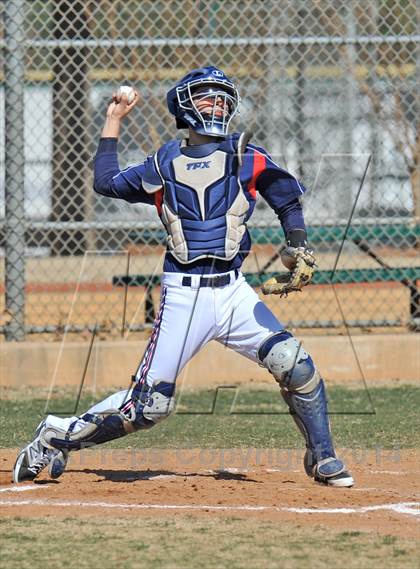 Thumbnail 3 in HSAA vs Trinity Christian (Texas Private School Classic) photogallery.