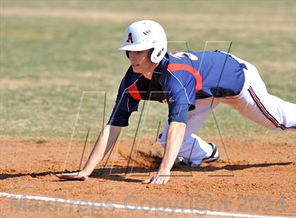 Thumbnail 3 in HSAA vs Trinity Christian (Texas Private School Classic) photogallery.