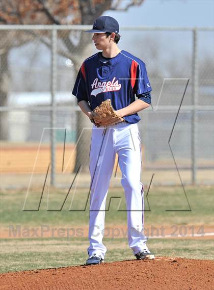 Thumbnail 1 in HSAA vs Trinity Christian (Texas Private School Classic) photogallery.