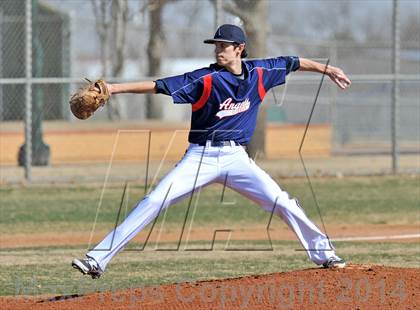 Thumbnail 3 in HSAA vs Trinity Christian (Texas Private School Classic) photogallery.