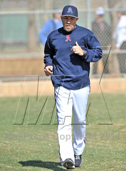 Thumbnail 3 in HSAA vs Trinity Christian (Texas Private School Classic) photogallery.