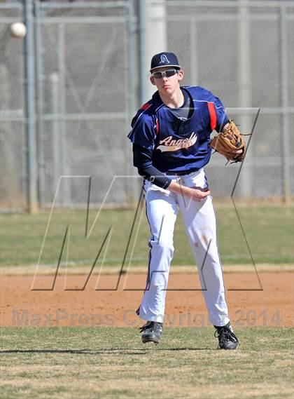 Thumbnail 2 in HSAA vs Trinity Christian (Texas Private School Classic) photogallery.