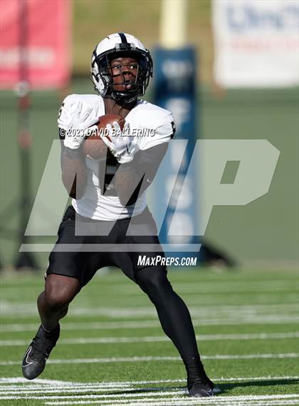 Thumbnail 3 in Red Oak vs. Amarillo (UIL 5A D1 Area Playoff) photogallery.