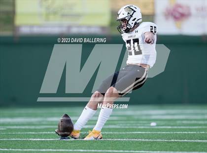 Thumbnail 1 in Red Oak vs. Amarillo (UIL 5A D1 Area Playoff) photogallery.