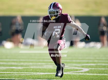 Thumbnail 1 in Red Oak vs. Amarillo (UIL 5A D1 Area Playoff) photogallery.