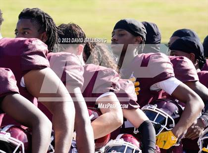 Thumbnail 2 in Red Oak vs. Amarillo (UIL 5A D1 Area Playoff) photogallery.