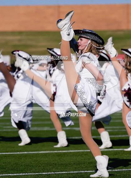 Thumbnail 2 in Red Oak vs. Amarillo (UIL 5A D1 Area Playoff) photogallery.